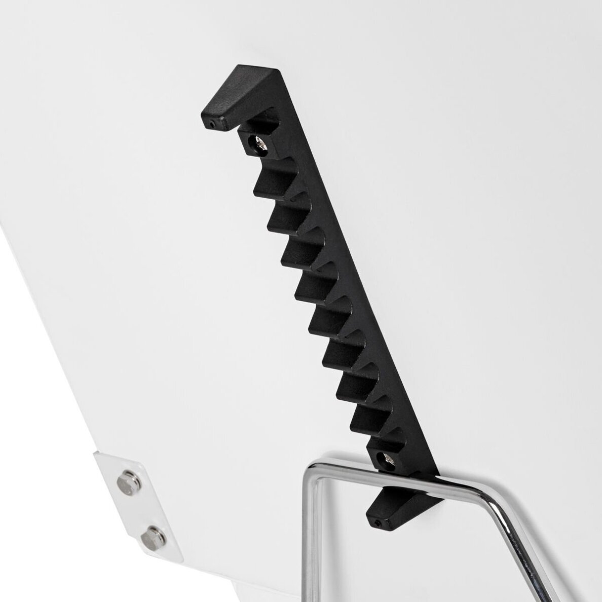 Kosmetologinis krėslas 557A WHITE 15 Kosmetologinis krėslas 557A WHITE 15