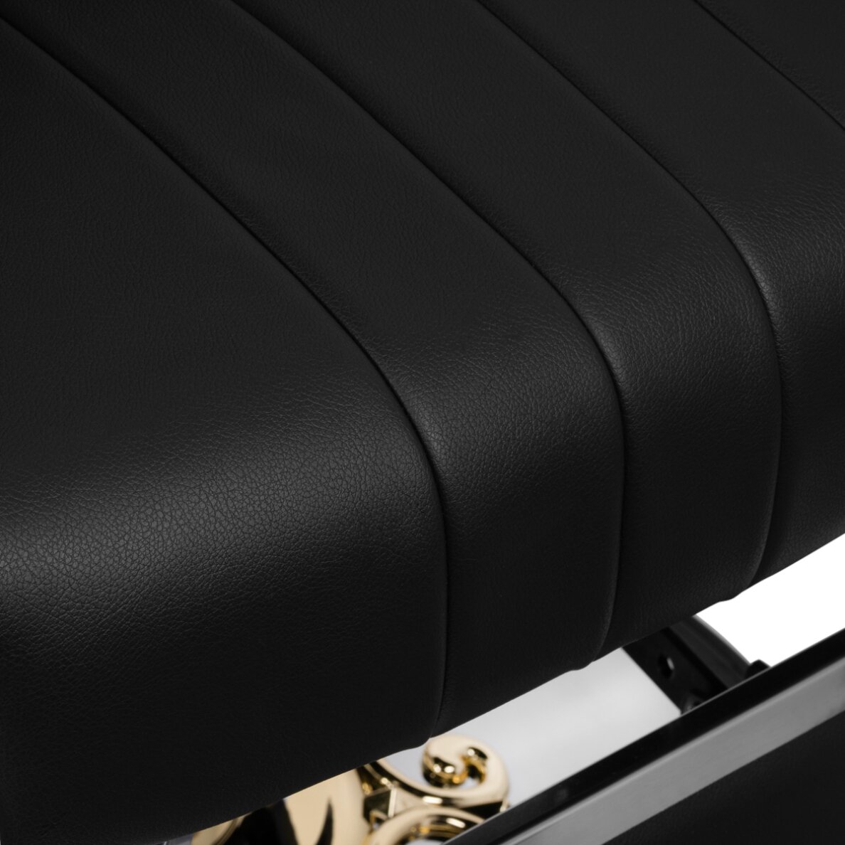 Парикмахерское кресло Barber Chair Gabbiano Livio Black 9