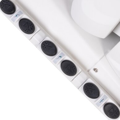Kosmetologinis krėslas Azzurro Pedi Pro Electric 3 Motor Foot Control White Heated 1 Kosmetologinis krėslas Azzurro Pedi Pro Electric 3 Motor Foot Control White Heated 1