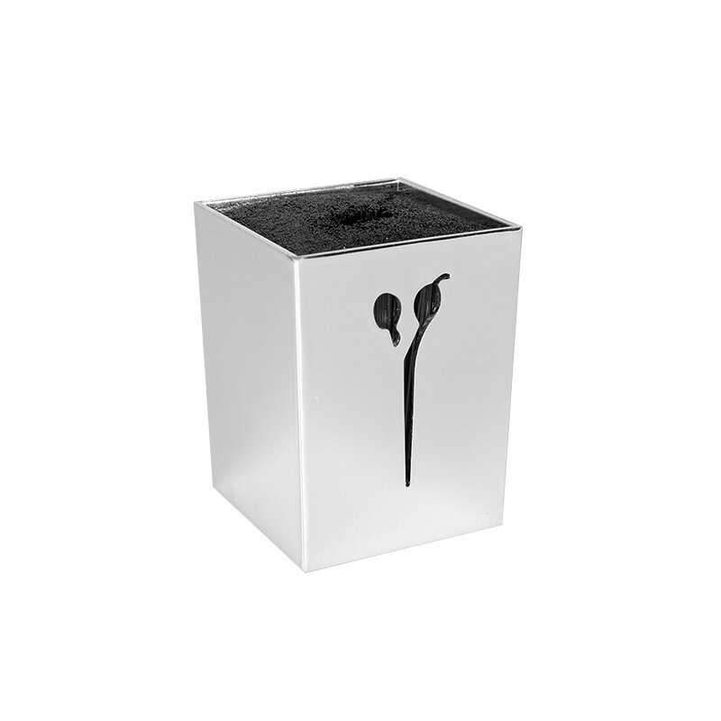 STOJAK NA NOŻYCZKI SREBRNY 1 STOJAK NA NOŻYCZKI SREBRNY 1