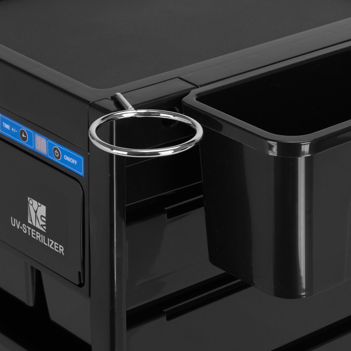 Pomocnik fryzjerski ze sterylizatorem GABIANNO 68 Black 7 Pomocnik fryzjerski ze sterylizatorem GABIANNO 68 Black 7