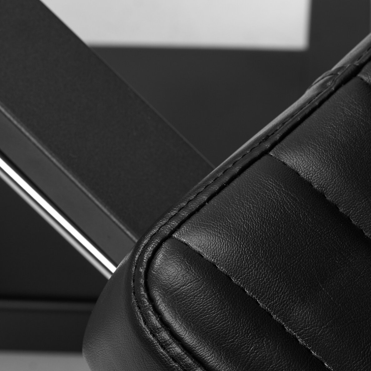 Tatuointituoli Pro Ink 611 Black 9 Tatuointituoli Pro Ink 611 Black 9