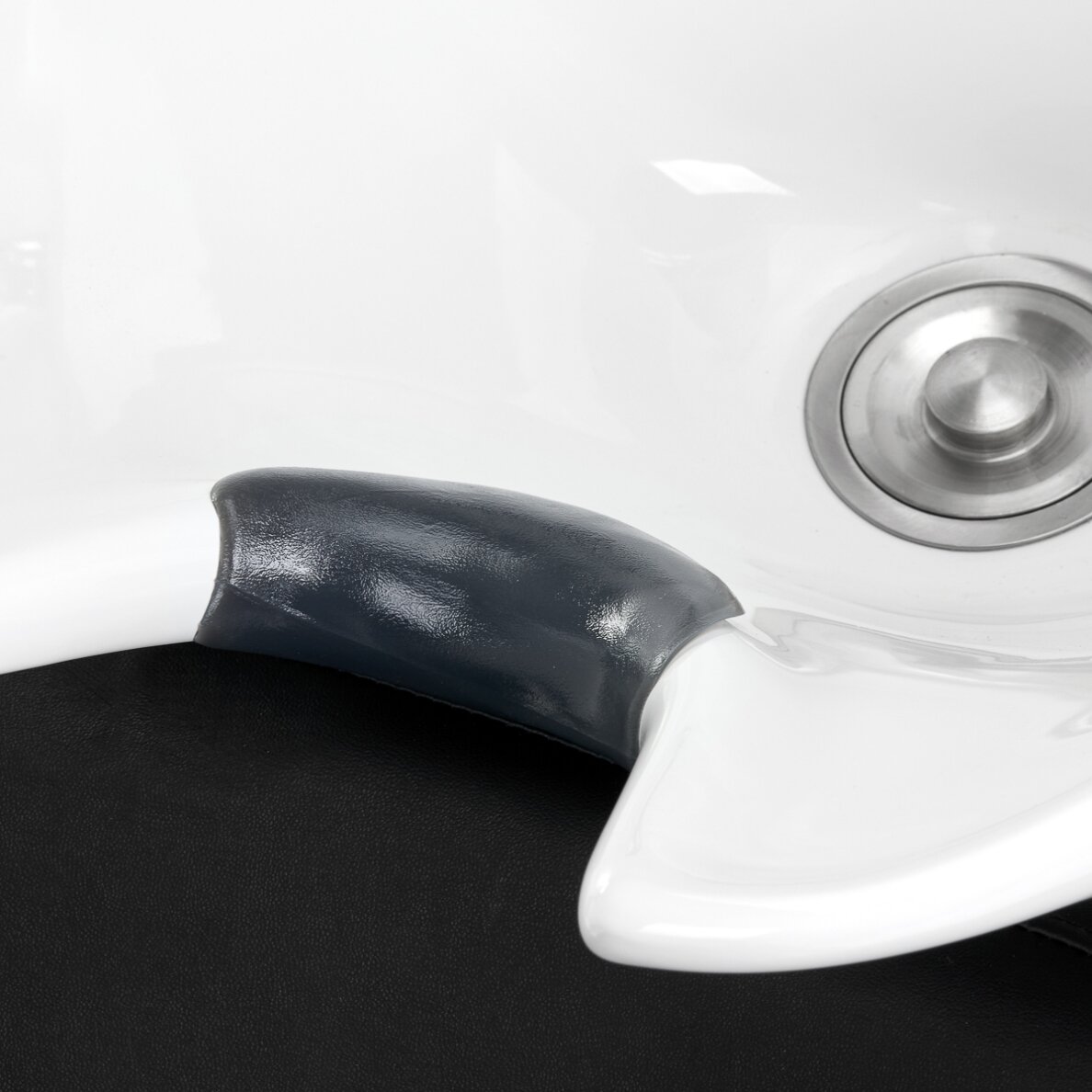 Kirpyklos plautuvė Hair System ZA31 Black 8 Kirpyklos plautuvė Hair System ZA31 Black 8