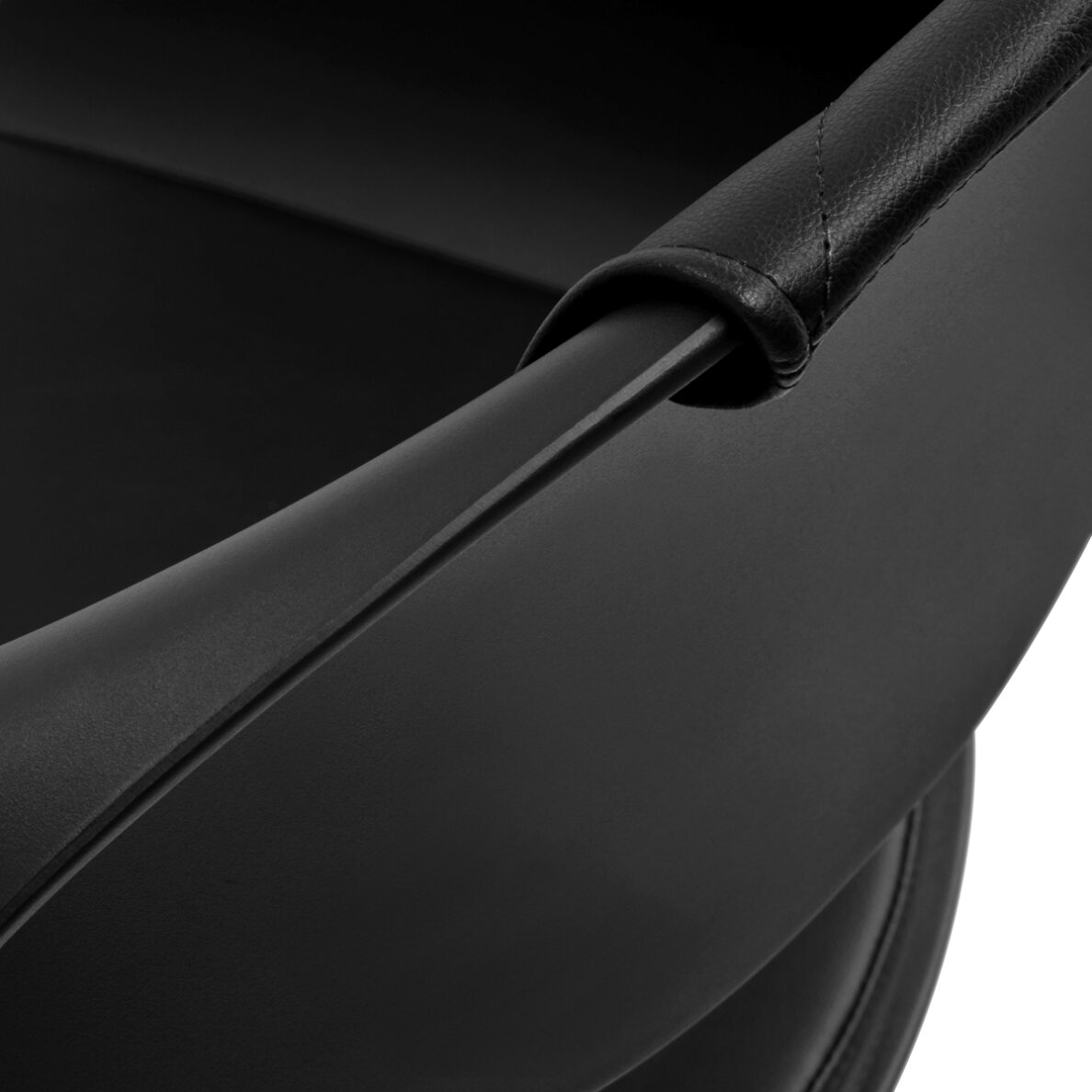 Fotel fryzjerski Gabbiano A364 Gold Black 6