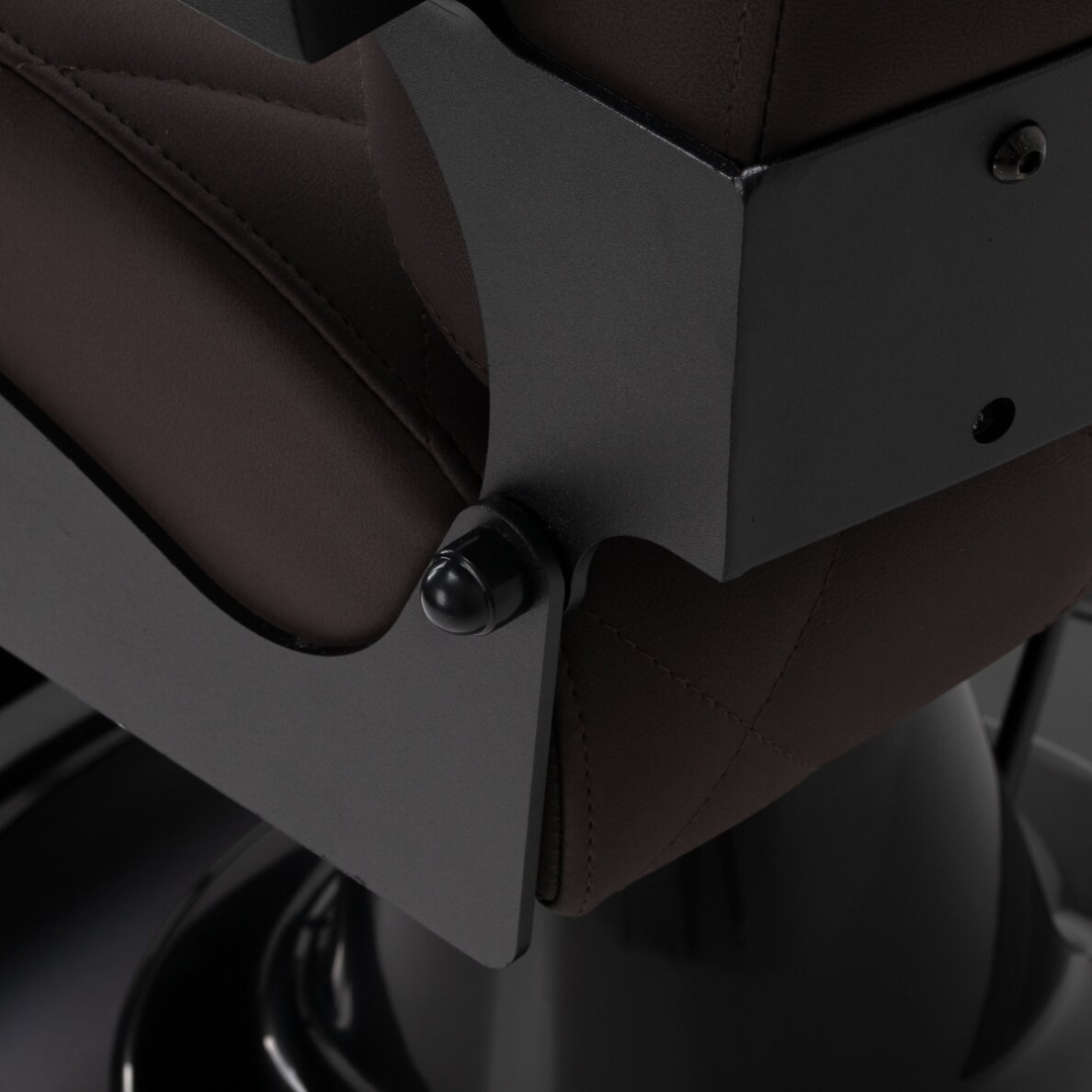 Парикмахерское кресло Gabbiano Barber Chair Bruno With Black, Brown 12