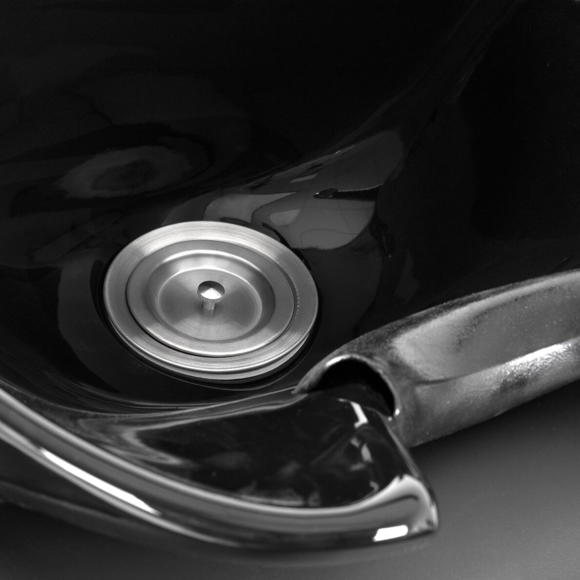 Kirpyklos plautuvė Gabbiano Carmen Black 15 Kirpyklos plautuvė Gabbiano Carmen Black 15