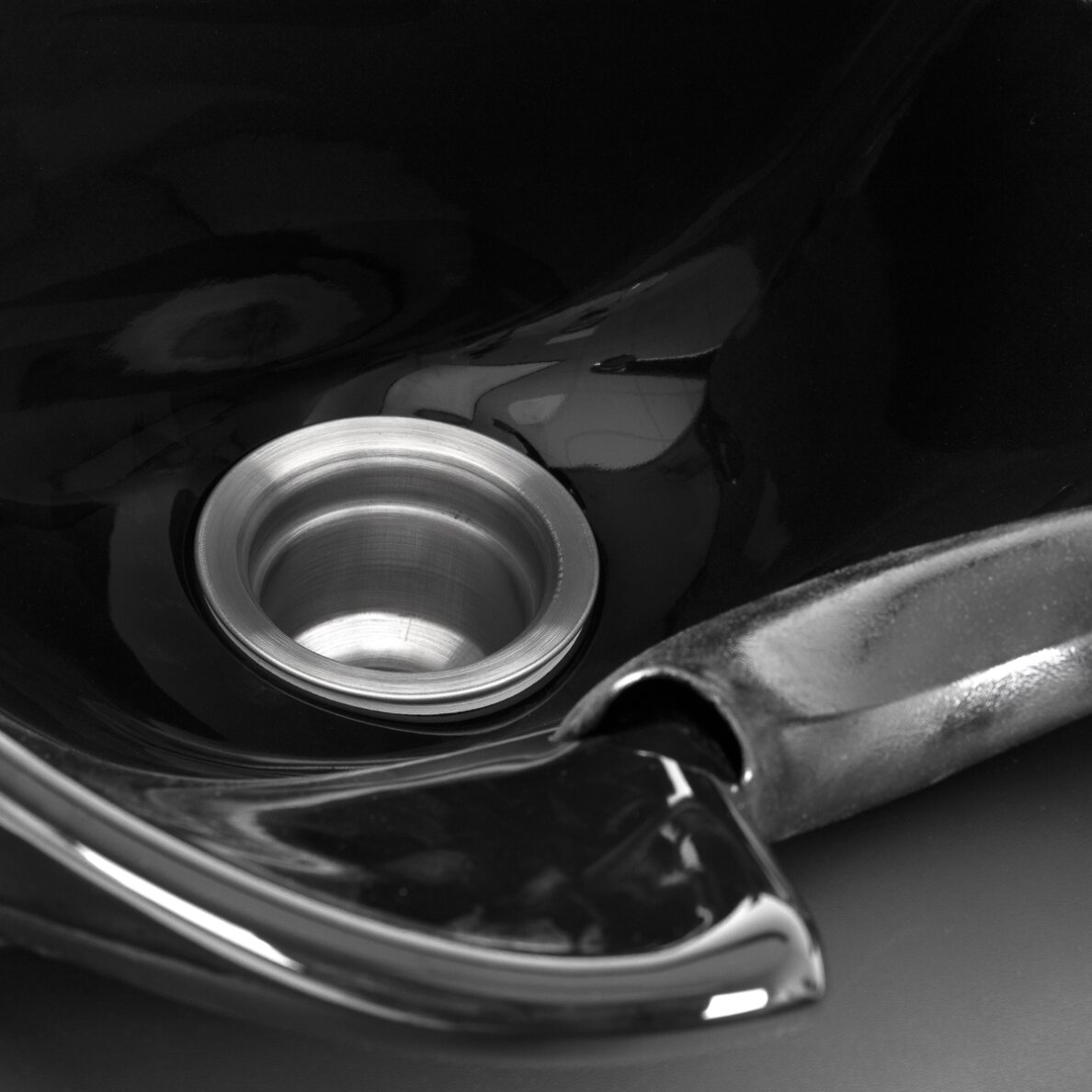 Kirpyklos plautuvė Gabbiano Carmen Black 17 Kirpyklos plautuvė Gabbiano Carmen Black 17