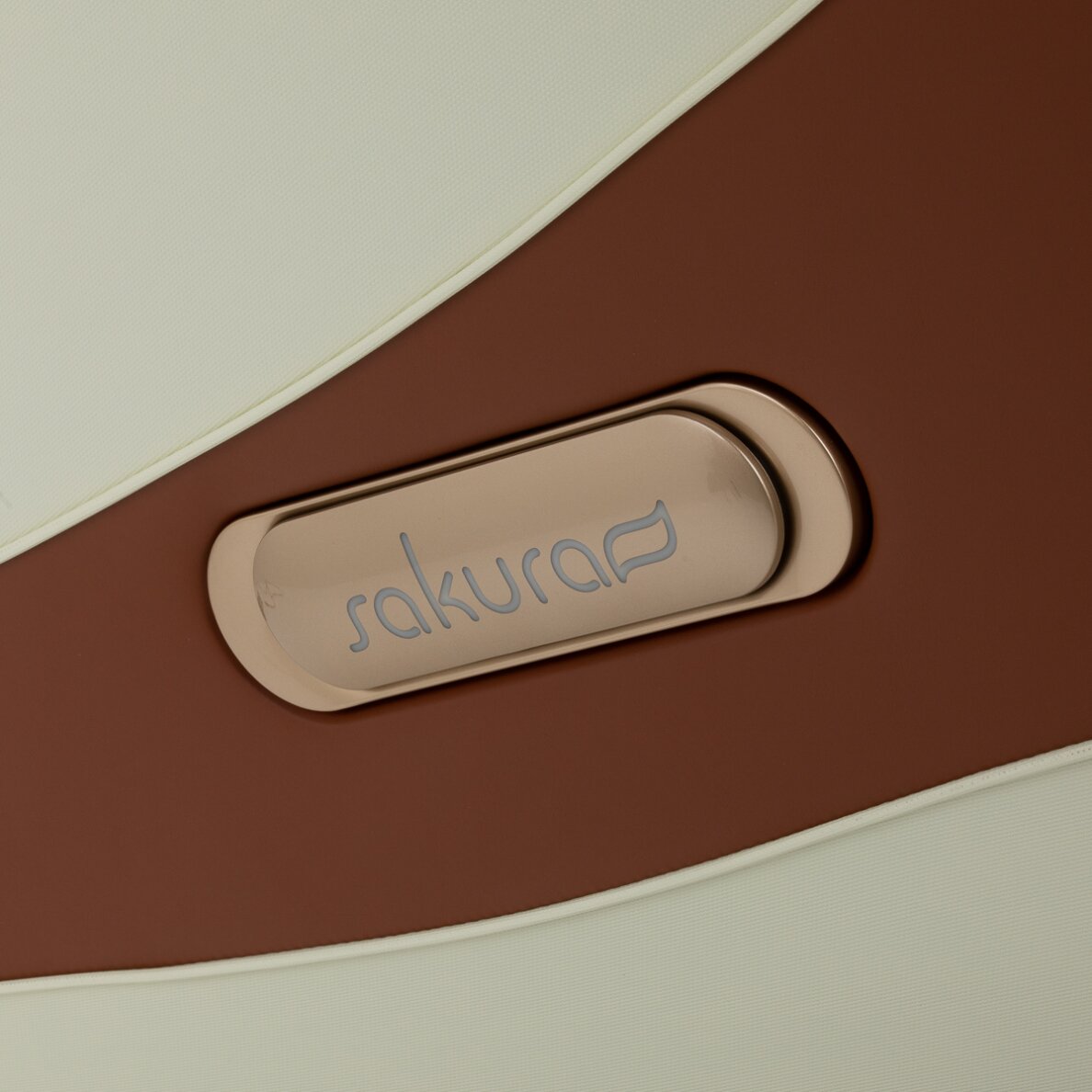 Masāžas krēsls Sakura Luxury 808 balts un bēšs 17 Masāžas krēsls Sakura Luxury 808 balts un bēšs 17