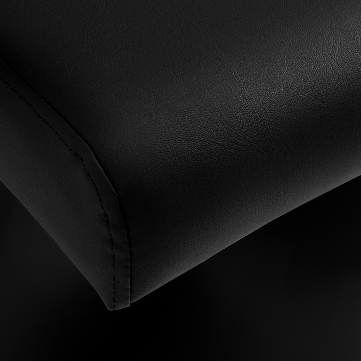 Парикмахерское кресло с подставкой для ног Hair System Edge Black 7