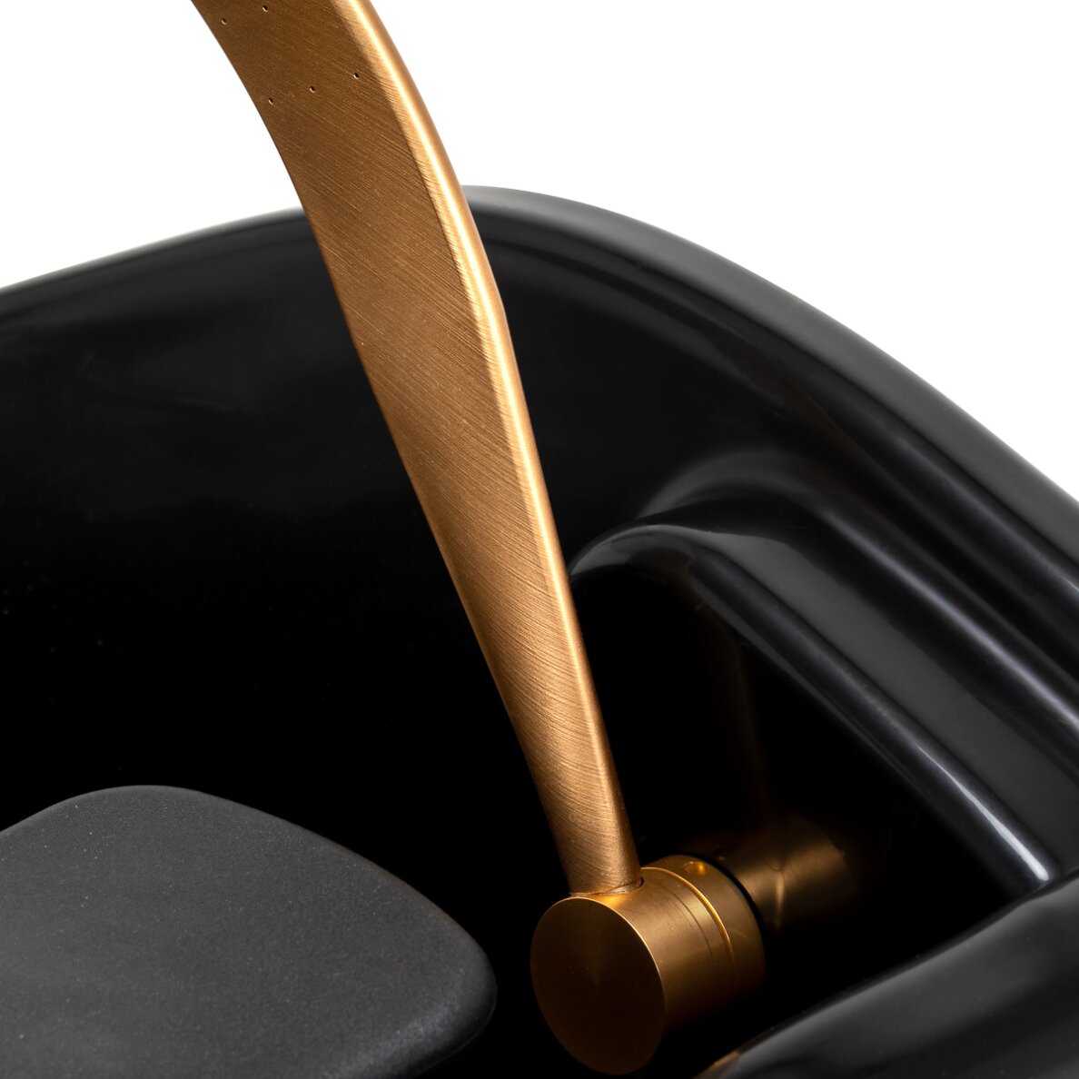 Juuksurisalongi valamu massaaživoodi ja Head SPA funktsiooniga Gabbiano Sea 501 9