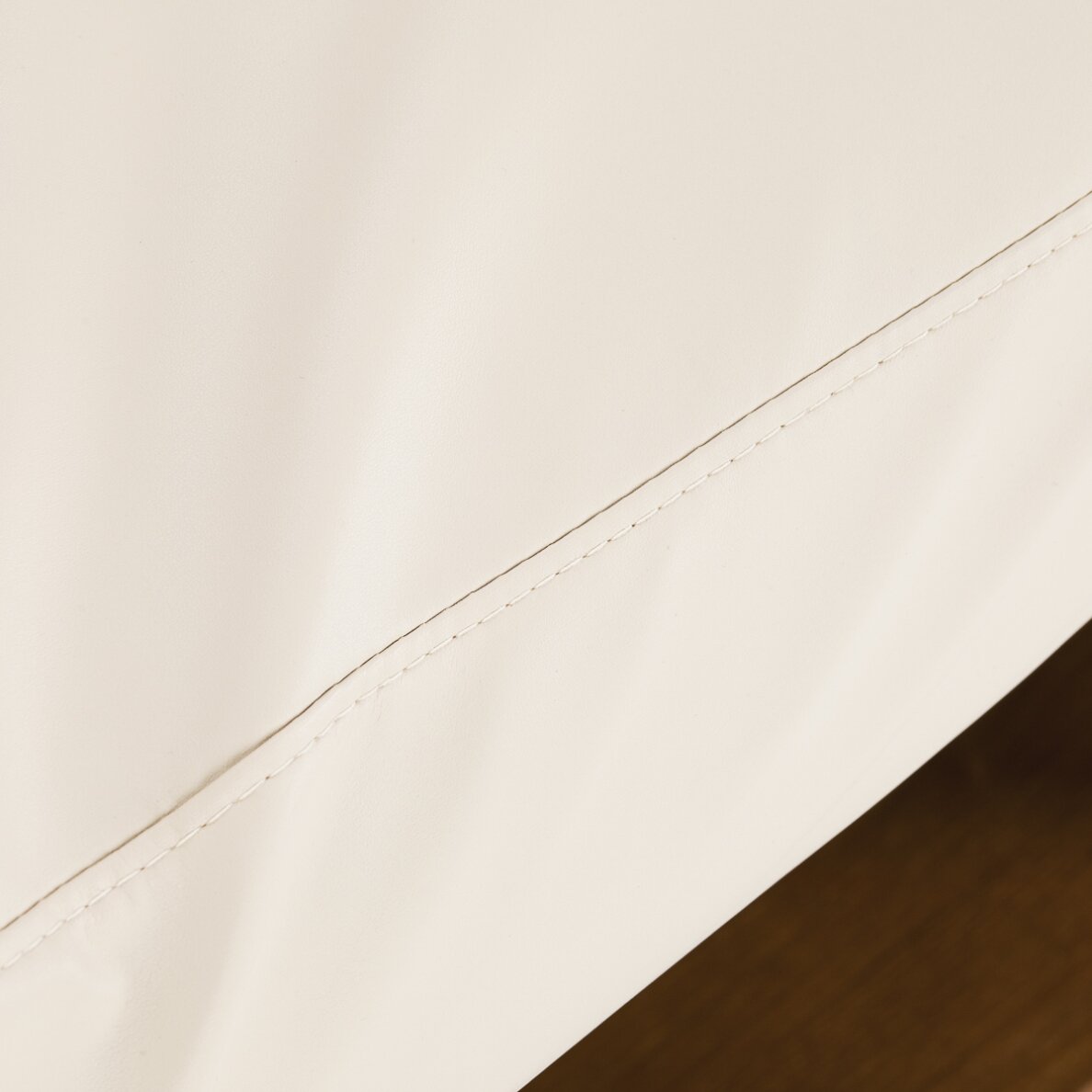 Cosmetic SPA bed Sillon Leisure Premium cream 7 Cosmetic SPA bed Sillon Leisure Premium cream 7