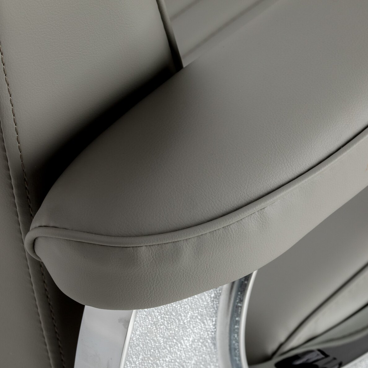 Fotel fryzjerski Gabbiano Visionerio Szary i chromowany 11 Fotel fryzjerski Gabbiano Visionerio Szary i chromowany 11