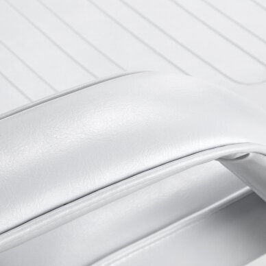 Kosmetoloģijas krēsls Sillon V2 210 Hydraullic White 16 Kosmetoloģijas krēsls Sillon V2 210 Hydraullic White 16