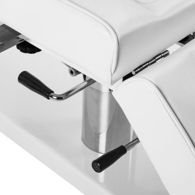 Гидравлическое кресло для косметологов Sillon A 210DH белого цвета 10