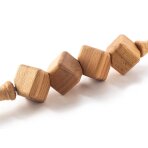 Medinis kūno masažo volelis su kubeliais iš buko medienos Medinis kūno masažo volelis su kubeliais iš buko medienos