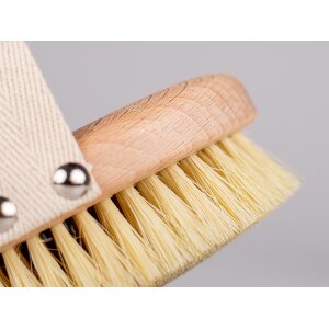 Dry massage brush with 100% Tampico bristles 5