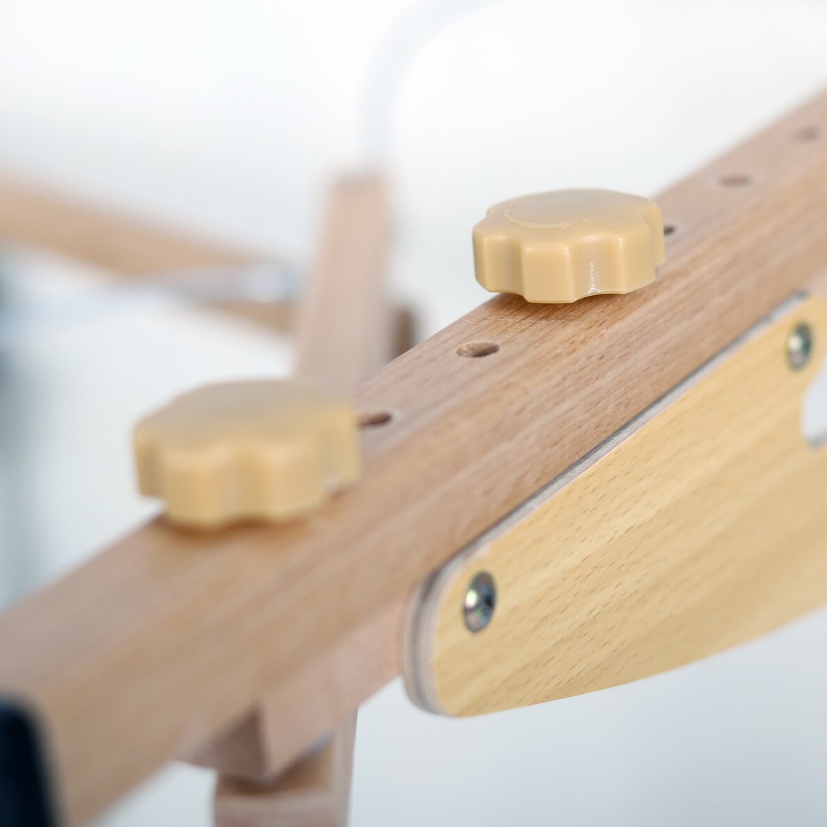 Sulankstomas masažo stalas AvenoLife Sonia 2 Beige (Economy Line) 11