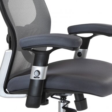 Эргономичное офисное кресло CorpoComfort BX-4144 Grey 4