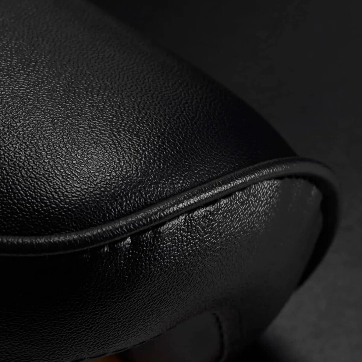 Kampaamotuoli HAIRDRESSING CHAIR FLORENCE BELLA ADJUSTABLE BACK BLACK 5 Kampaamotuoli HAIRDRESSING CHAIR FLORENCE BELLA ADJUSTABLE BACK BLACK 5