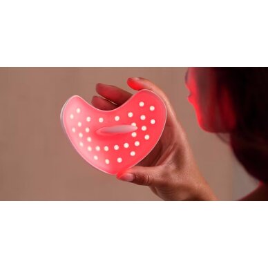 LED-huulinaamio Silk'n LumiLips luonnollisen täyteläisille huulille 7 LED-huulinaamio Silk'n LumiLips luonnollisen täyteläisille huulille 7