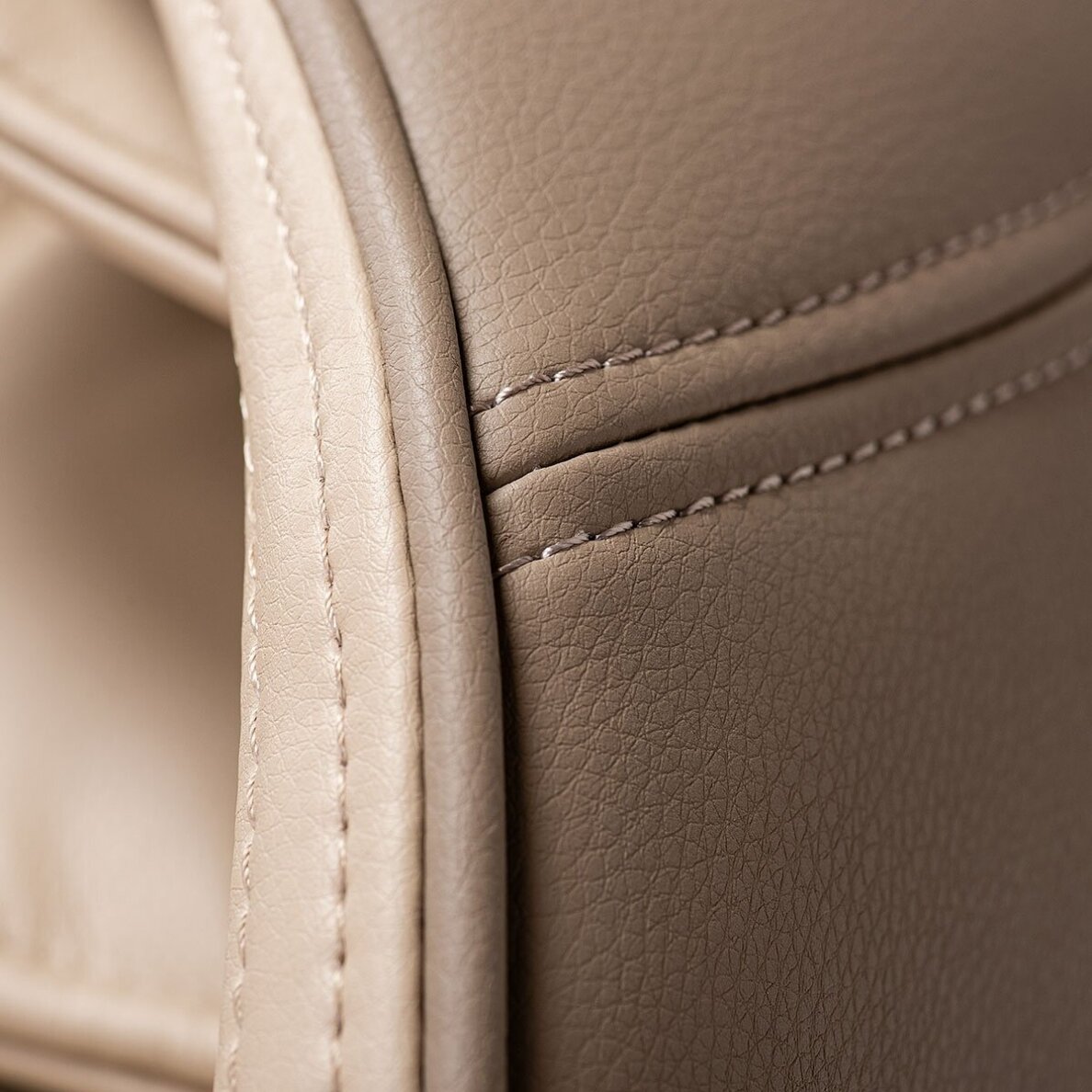 Masāžas krēsls Massaggio Eccellente 2 Pro Biege 14 Masāžas krēsls Massaggio Eccellente 2 Pro Biege 14