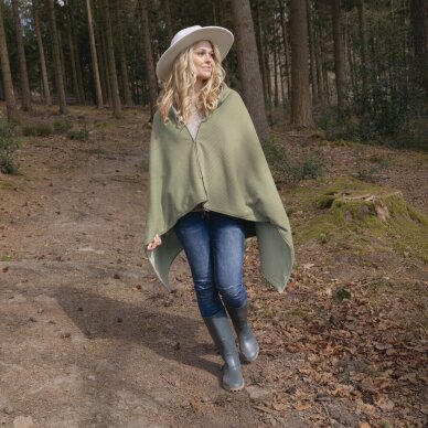 Tragbarer beheizter Poncho Lanaform Heat Wrap