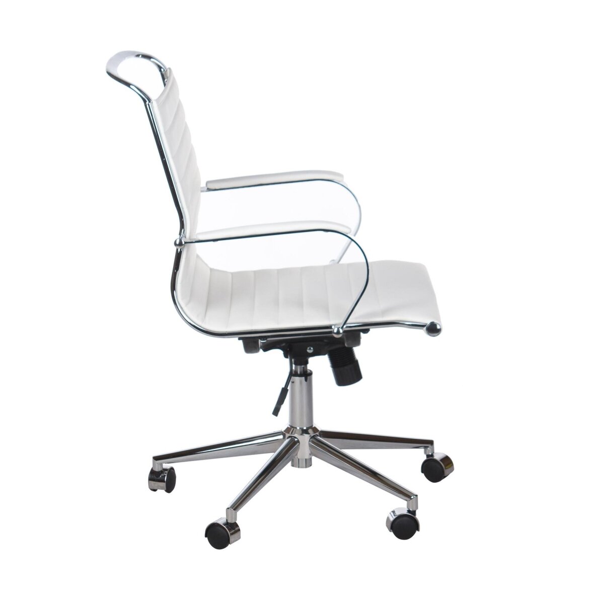 Office chair on wheels CorpoComfort OF-600 White 1 Office chair on wheels CorpoComfort OF-600 White 1