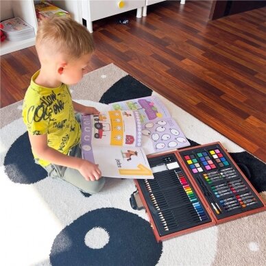 Joonistustööriistade komplekt kohvris ART SET, 80 tk. 11