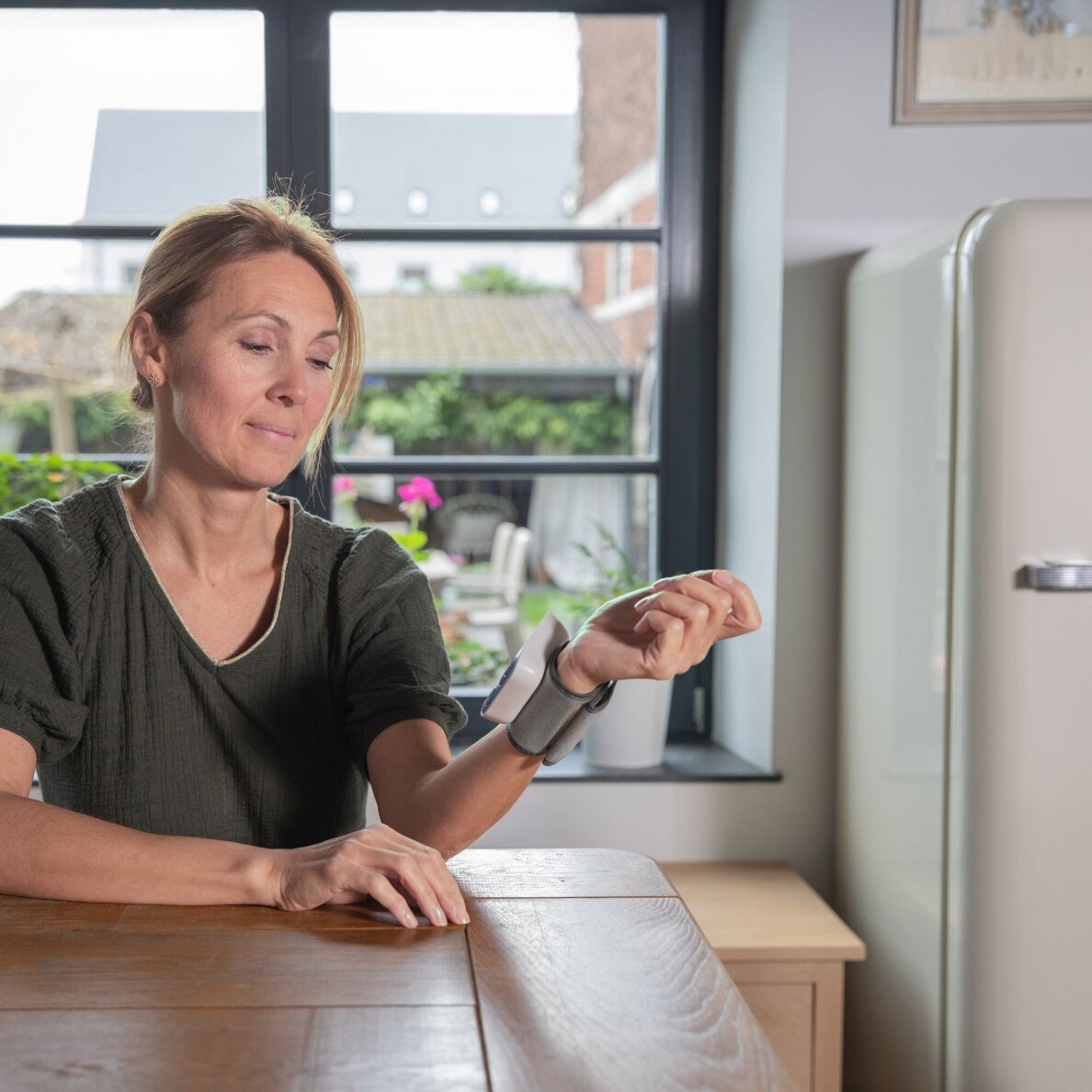 Монитор артериального давления Lanaform WBPM-200 1