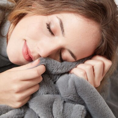 Lämmitettävä peitto Lanaform Cocoon Plaid Ultra-soft Grey 160×120cm 10 Lämmitettävä peitto Lanaform Cocoon Plaid Ultra-soft Grey 160×120cm 10