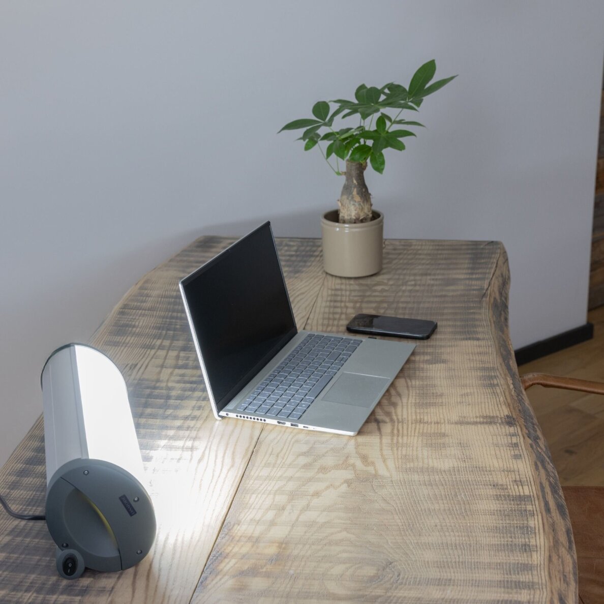 Lampa do terapii światłem Lanaform Luminescence 10.000 Lux 2 Lampa do terapii światłem Lanaform Luminescence 10.000 Lux 2