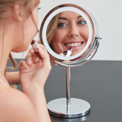 Dwustronne lusterko powiększające (X1/X10) z podświetleniem LED Lanaform Stand Mirror X10 1